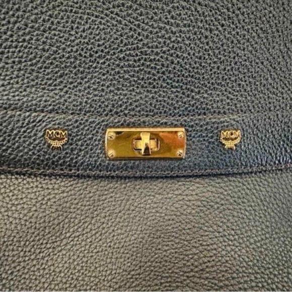 💋MCM 2 Bag Super NICE Gold Hardware *Like New - Picture 7 of 12